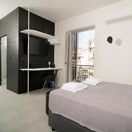 Appartement Box 27 *