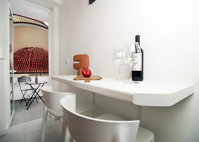 Apartamento Box 27 *