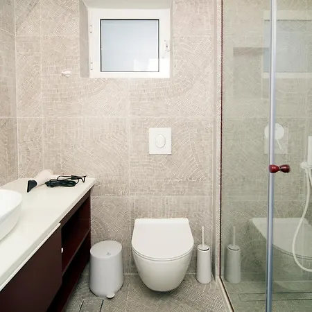 Apartamento Box 27 *