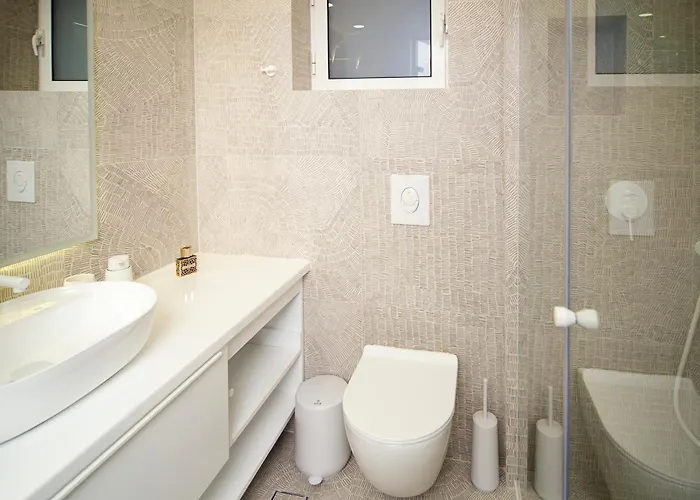 Box 27 كالاماتا