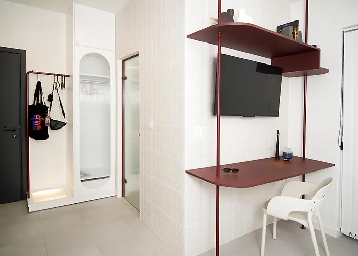 Box 27 كالاماتا